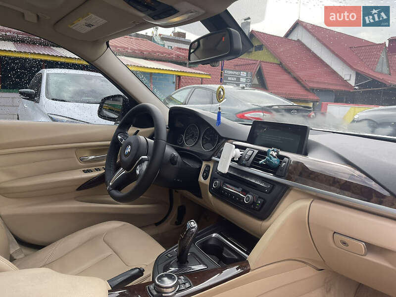 Седан BMW 3 Series 2014 в Львове