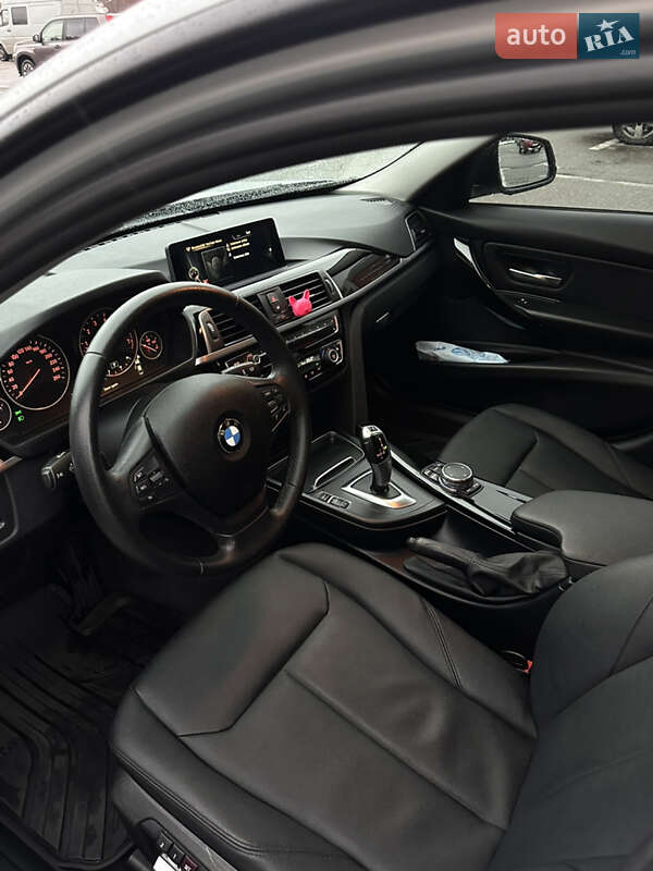 Седан BMW 3 Series 2015 в Броварах