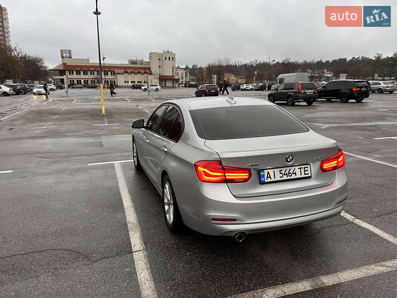 Седан BMW 3 Series 2015 в Броварах