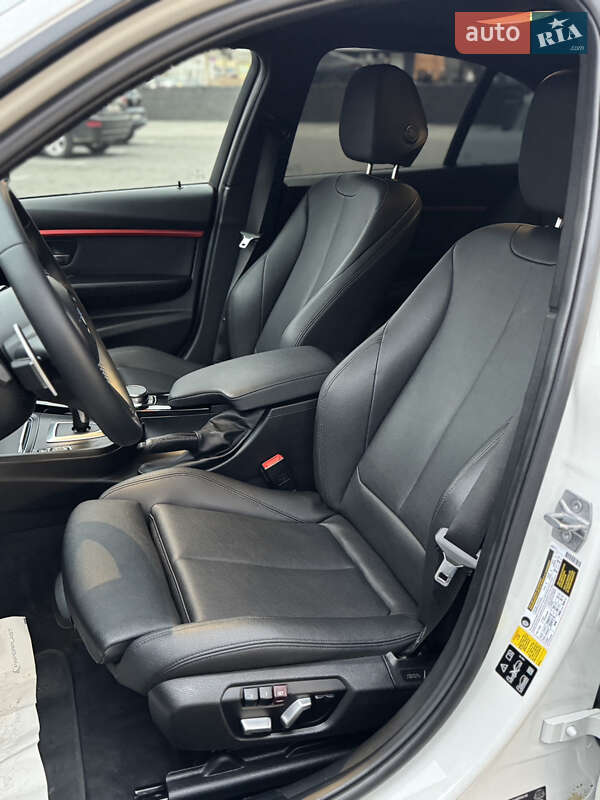 Седан BMW 3 Series 2018 в Коломые