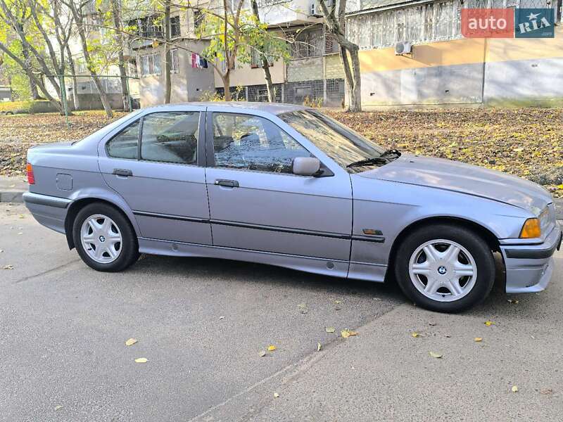 Седан BMW 3 Series 1994 в Одессе фото 8 Седан BMW 3 Series 1994 в Одессе