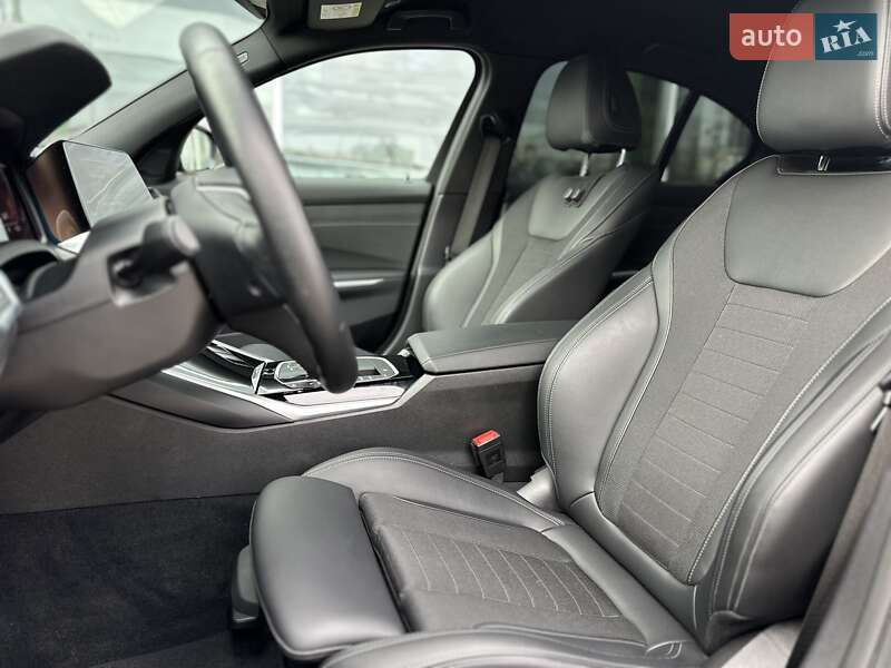 Седан BMW 3 Series 2022 в Киеве
