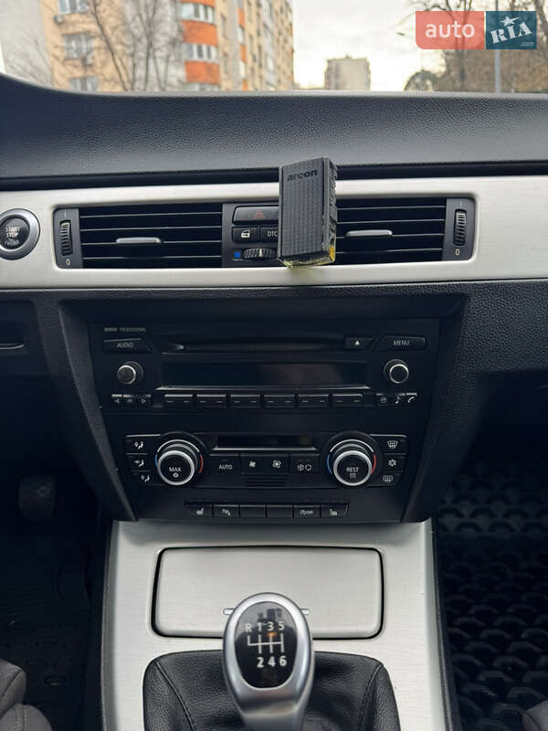 Универсал BMW 3 Series 2008 в Киеве фото 21 Универсал BMW 3 Series 2008 в Киеве