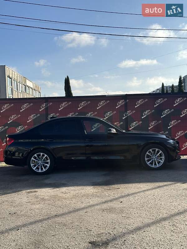 Седан BMW 3 Series 2015 в Сумах