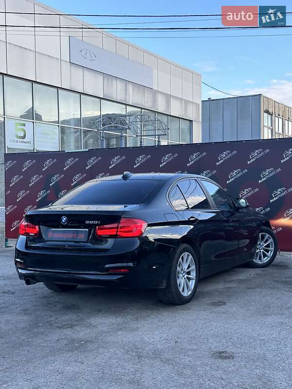 Седан BMW 3 Series 2015 в Сумах