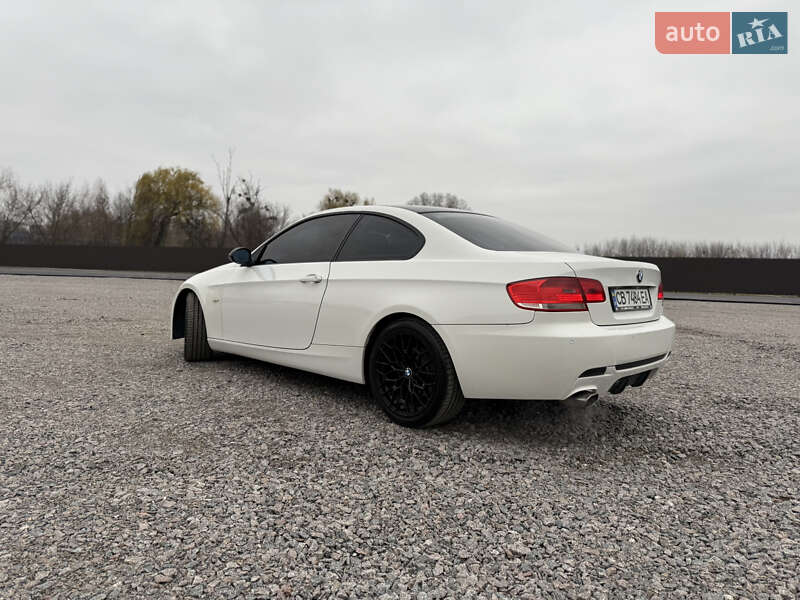 Купе BMW 3 Series 2008 в Києві фото 7 Купе BMW 3 Series 2008 в Києві
