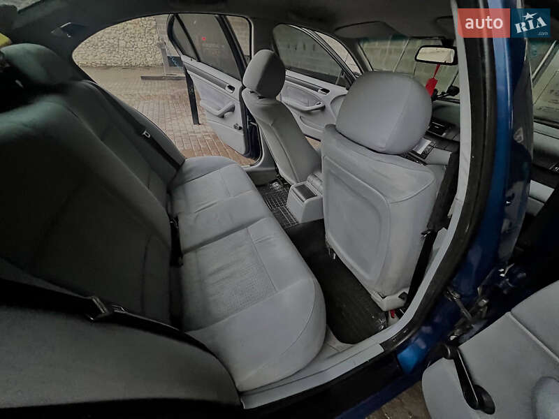 Седан BMW 3 Series 2003 в Тернополе