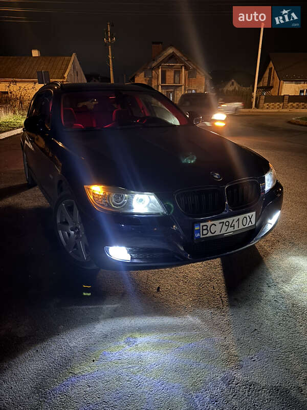 Універсал BMW 3 Series 2010 в Львові