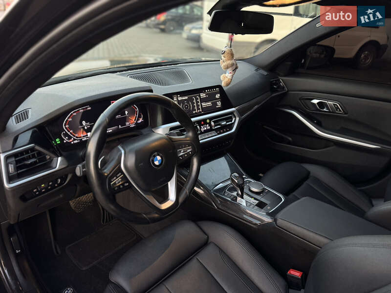 Седан BMW 3 Series 2020 в Луцьку