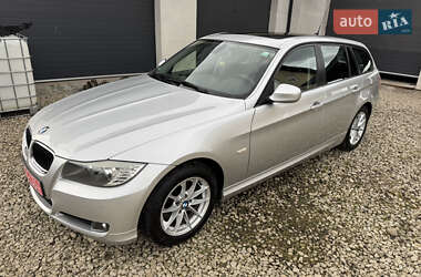 Универсал BMW 3 Series 2009 в Долине