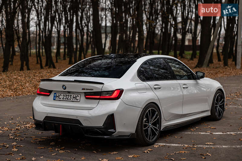 Седан BMW 3 Series 2022 в Львове