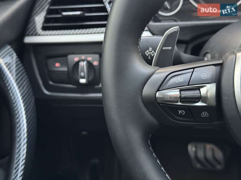 Седан BMW 3 Series 2012 в Сарнах