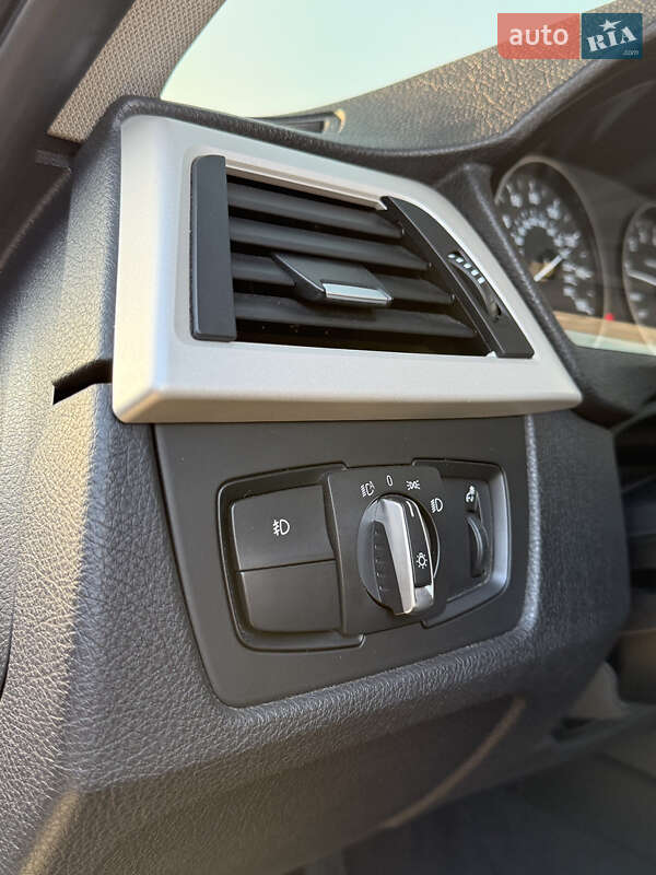 Седан BMW 3 Series 2014 в Полтаве