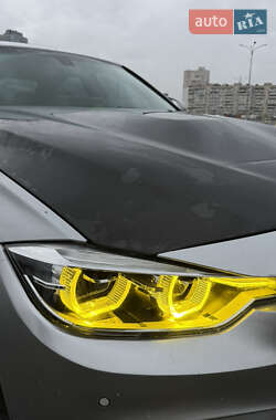 Седан BMW 3 Series 2016 в Киеве
