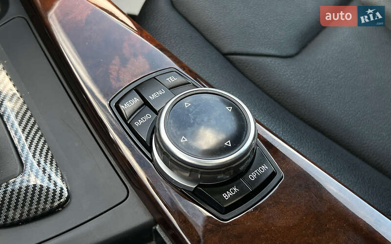 Седан BMW 3 Series 2014 в Львове