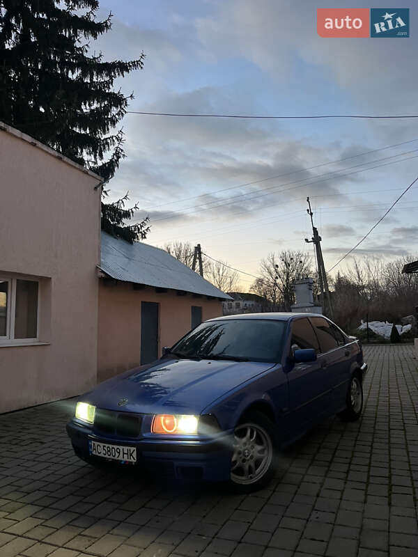 BMW 3 Series 1993 BMW 3 Series 1993