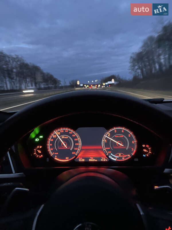 Седан BMW 3 Series 2015 в Тернополі