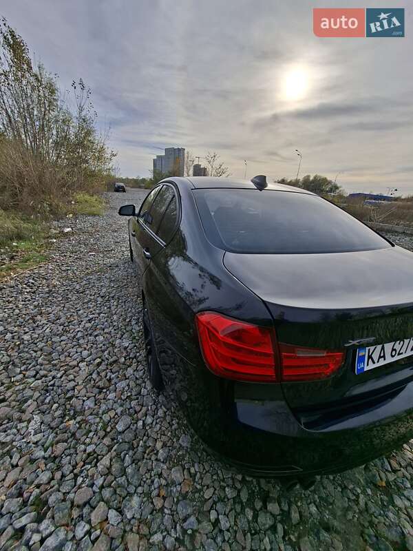 Седан BMW 3 Series 2012 в Киеве