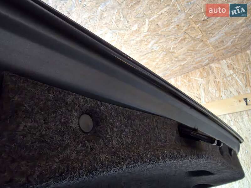 Кабриолет BMW 3 Series 2005 в Черновцах