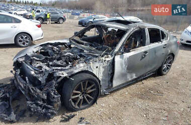 Седан BMW 3 Series 2019 в Киеве