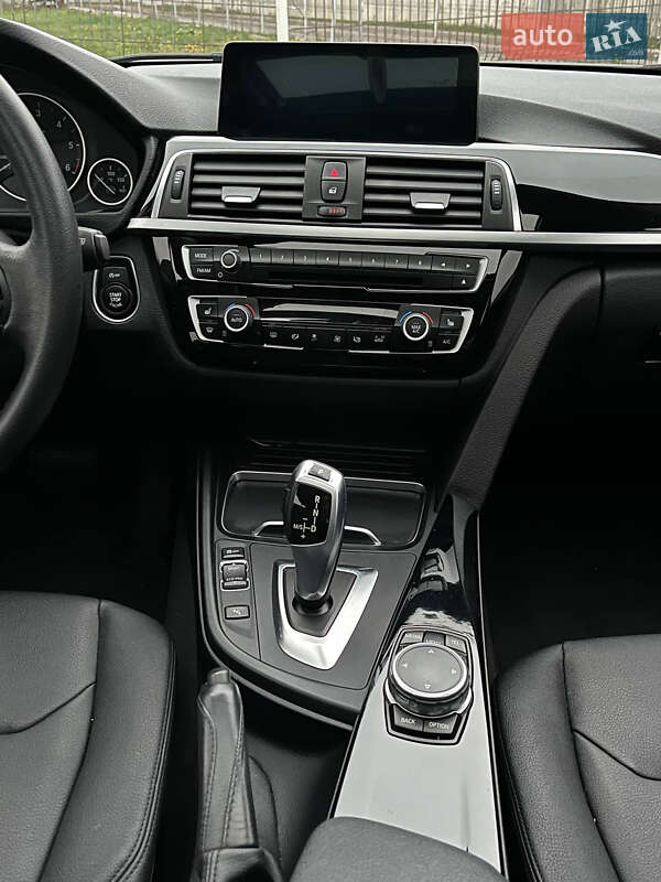 Седан BMW 3 Series 2016 в Виннице фото 12 Седан BMW 3 Series 2016 в Виннице