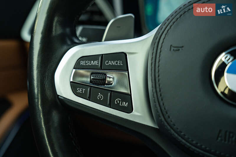 Седан BMW 3 Series 2019 в Черновцах