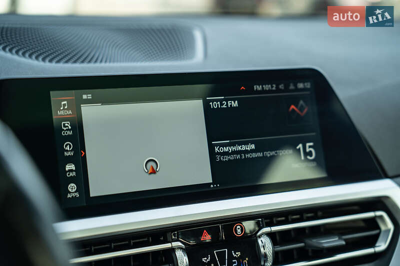 Седан BMW 3 Series 2019 в Черновцах