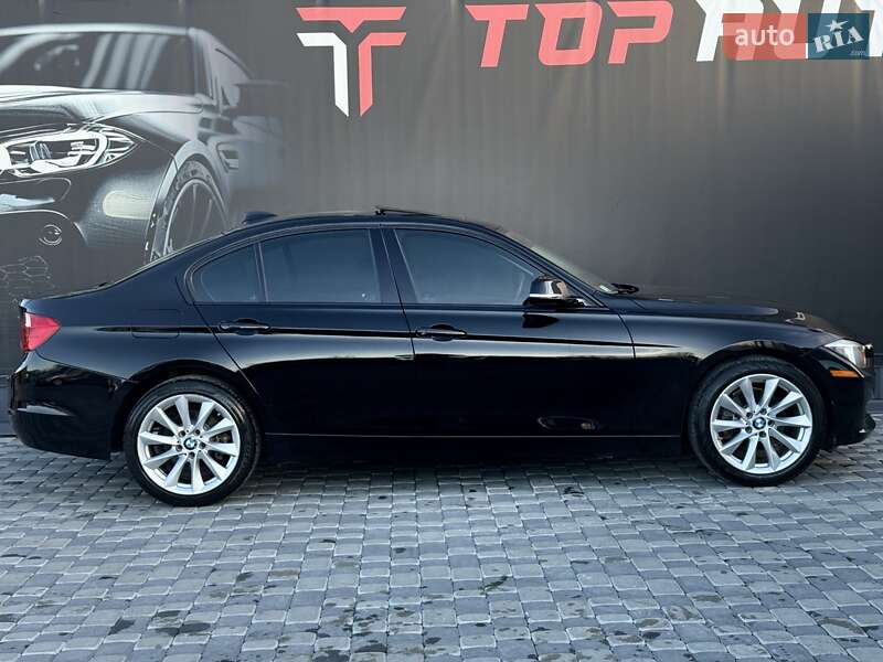 Седан BMW 3 Series 2015 в Львове