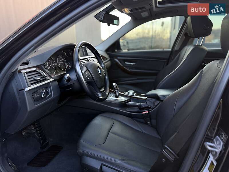 Седан BMW 3 Series 2015 в Львове