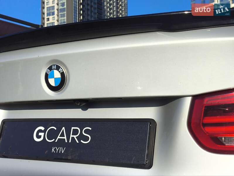 Седан BMW 3 Series 2015 в Киеве