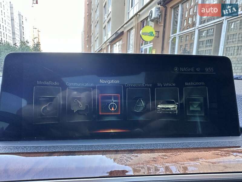 Седан BMW 3 Series 2017 в Киеве