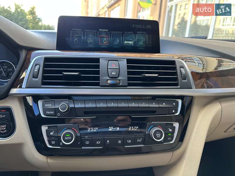 Седан BMW 3 Series 2017 в Киеве