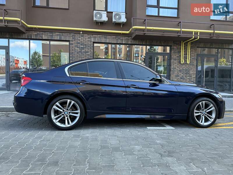 Седан BMW 3 Series 2017 в Киеве