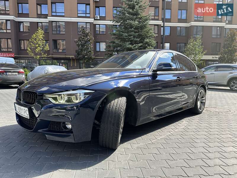 Седан BMW 3 Series 2017 в Киеве