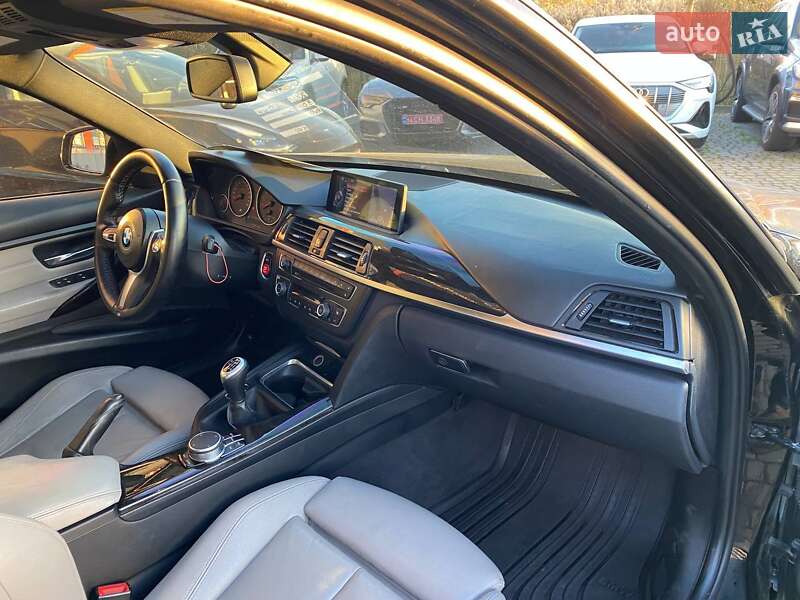Седан BMW 3 Series 2013 в Львове