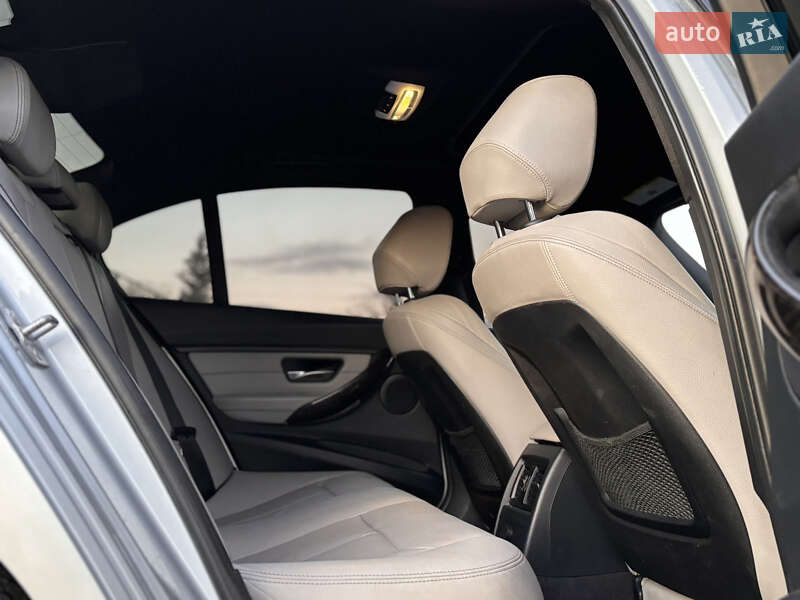 Седан BMW 3 Series 2012 в Тернополі