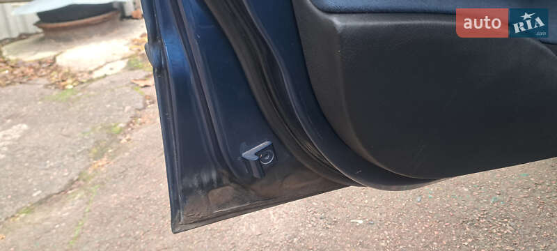 Универсал BMW 3 Series 2004 в Борисполе фото 25 Универсал BMW 3 Series 2004 в Борисполе