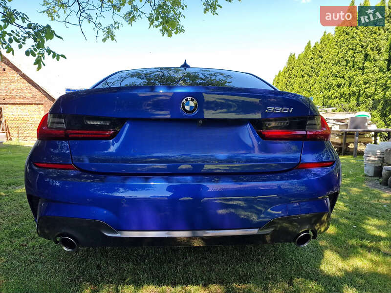 Седан BMW 3 Series 2020 в Львове