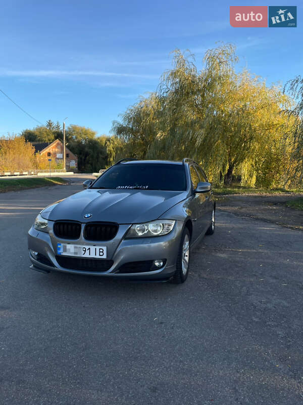 BMW 3 Series 2010 BMW 3 Series 2010
