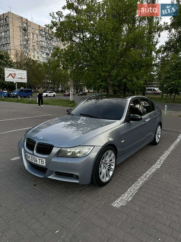 Седан BMW 3 Series 2005 в Одессе