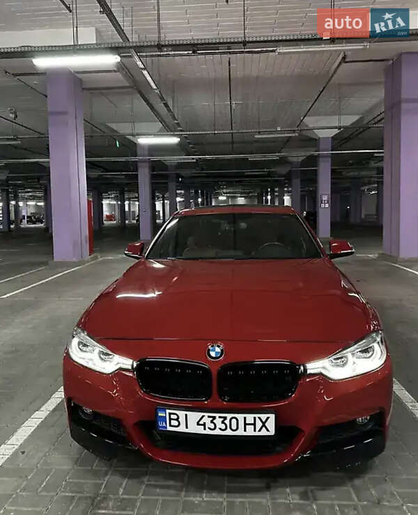 Седан BMW 3 Series 2018 в Киеве
