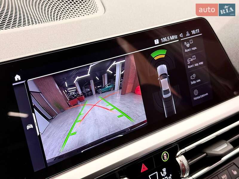 Седан BMW 3 Series 2022 в Киеве