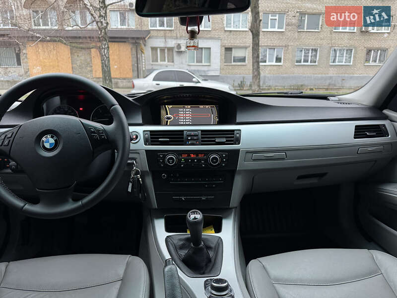 Универсал BMW 3 Series 2010 в Запорожье