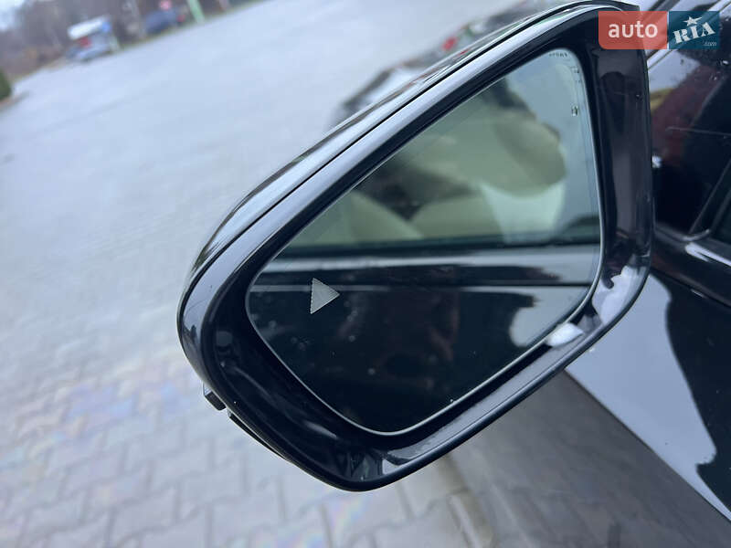 Седан BMW 3 Series 2020 в Виннице