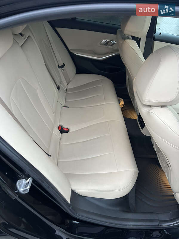 Седан BMW 3 Series 2020 в Виннице