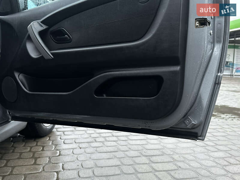 Купе BMW 3 Series 2004 в Ивано-Франковске