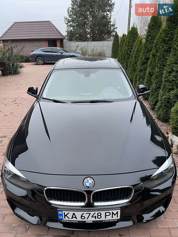 Седан BMW 3 Series 2013 в Киеве