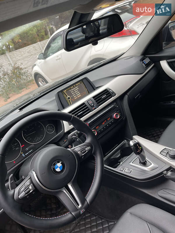 Седан BMW 3 Series 2013 в Киеве