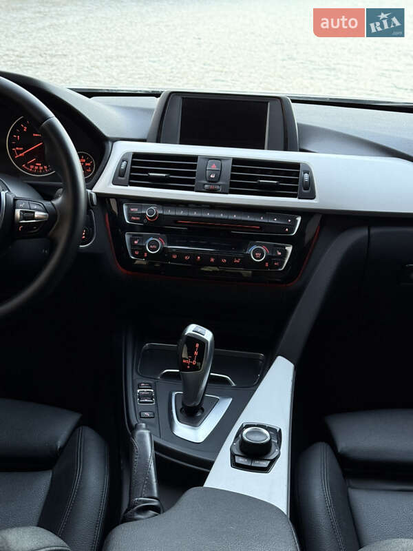 Седан BMW 3 Series 2016 в Днепре фото 16 Седан BMW 3 Series 2016 в Днепре