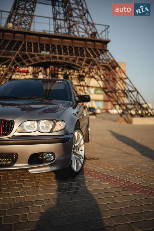 Седан BMW 3 Series 2004 в Харькове